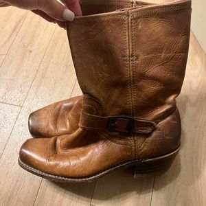 Frye boots size 9!